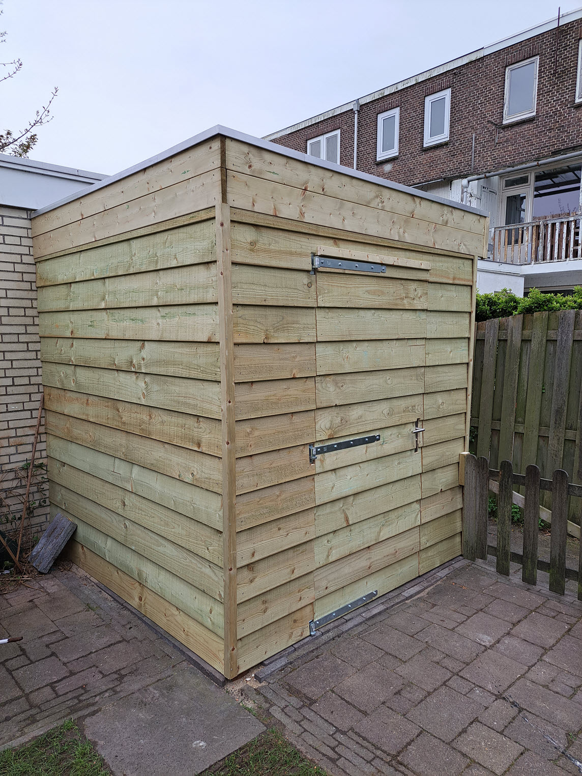 images/houtwerk/Buitenhuis-hovenier%2001.jpg#joomlaImage://local-images/houtwerk/Buitenhuis-hovenier 01.jpg?width=1144&height=1525